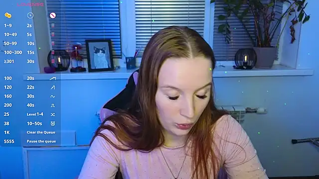 Mary_Blu webcam