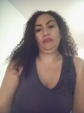 paulett15 live cam on StripChat