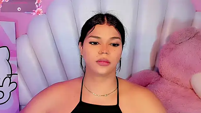 Keira_Fox31 webcam