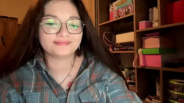 ArianaHowk webcam