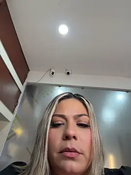 isabella_horney_ webcam