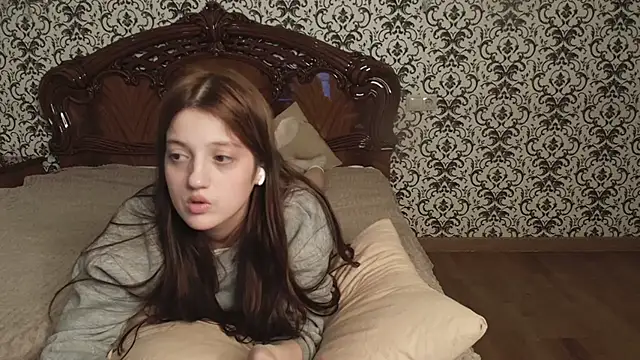 Larkin_Moone live cam preview