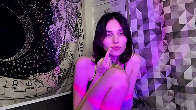 SweetFemBoyy webcam