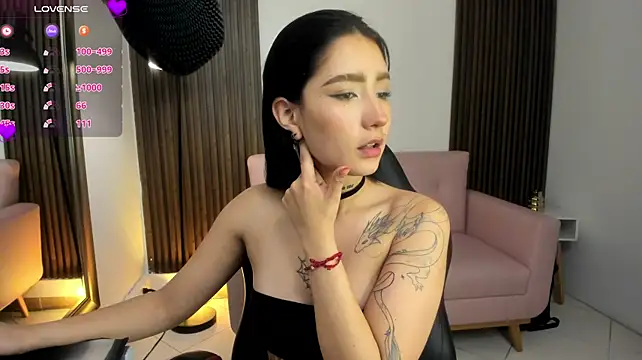 magic_kira_foxxx live cam preview