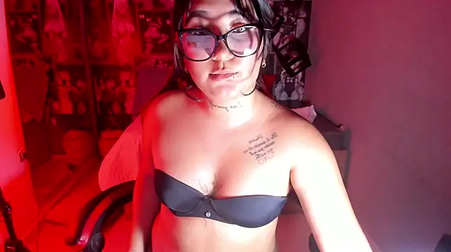 Amara_Smitt live cam preview
