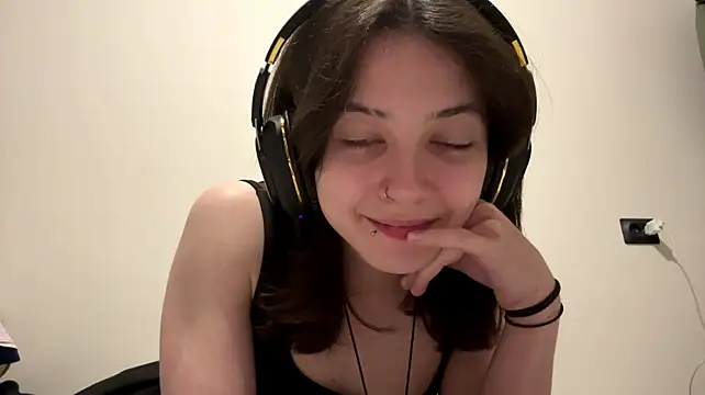 ArriSatty live cam on StripChat
