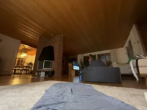 SwedishJennifer webcam