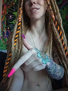 LucidLucy webcam