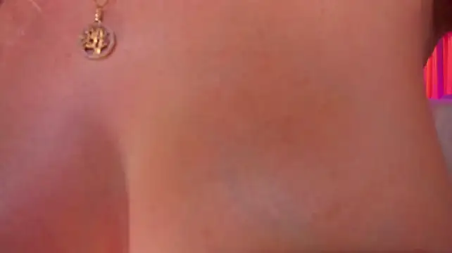 Leah_Grey