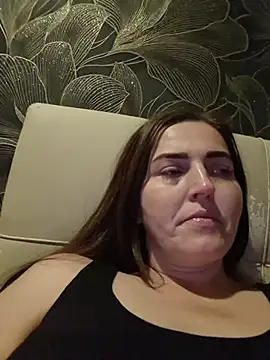 MilaMature