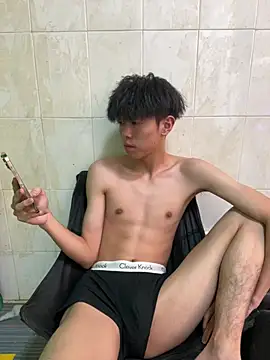 hu_897 (M twink) - 放假期第一天射精