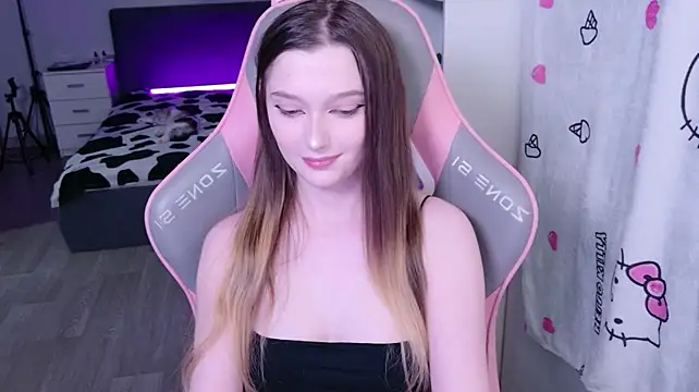 White_kitty01 webcam