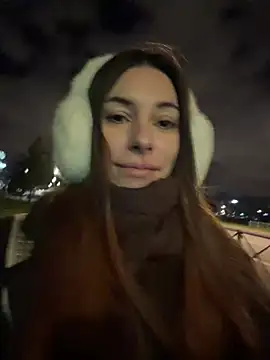 AmelieCrystal webcam