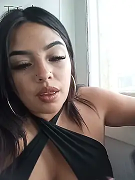 LiliMilk_21 webcam