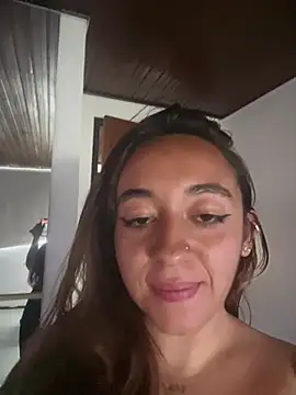 Lu_Pinkk webcam