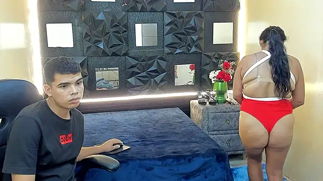 CanelaAndJean webcam