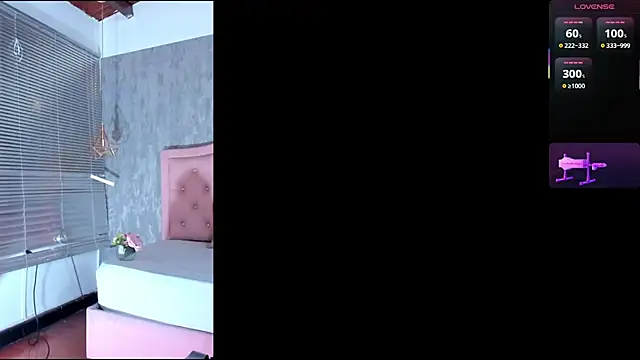 naomidibello webcam