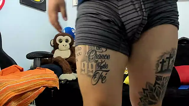 ney_22 webcam