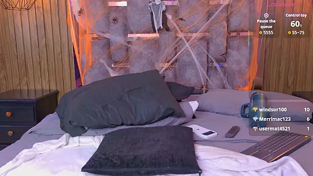 Dean_aimee live sex cam