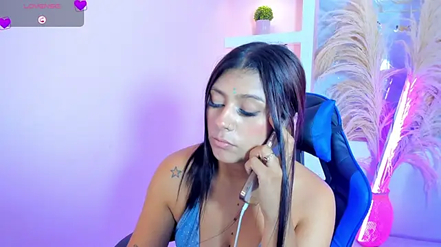 CandyRoxx1_ live cam on StripChat