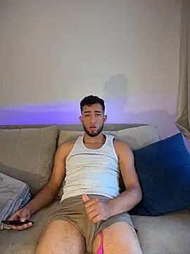 liam_bronw webcam