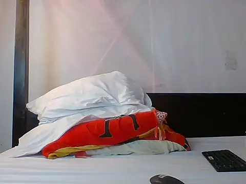 Chocolate_Angels webcam