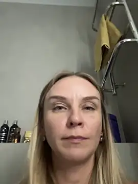 Rikki_ki webcam