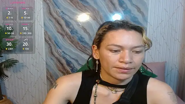 alonddra_tay live cam on StripChat