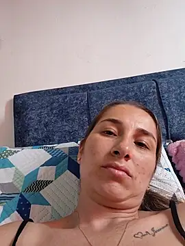 Lipzzy_sun20 webcam