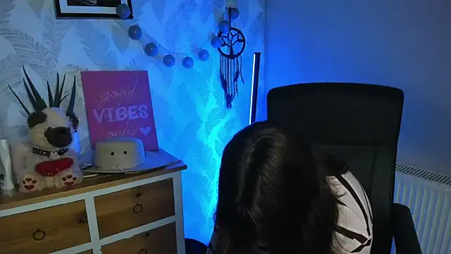 Nova_SIN live cam on StripChat