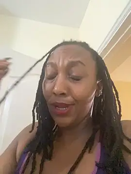 FREAKYBBW_001 webcam