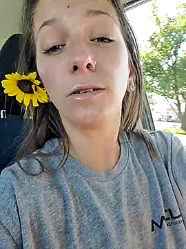 Bakedroll333 live cam on StripChat