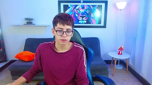 alexcum_18