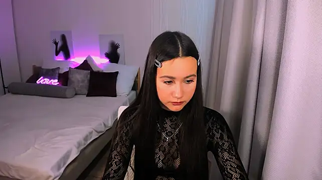 GabrielleEvy webcam