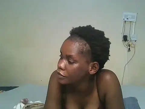 Sweet_Halowee webcam