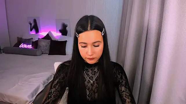 GabrielleEvy webcam