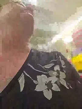 julimonroe webcam