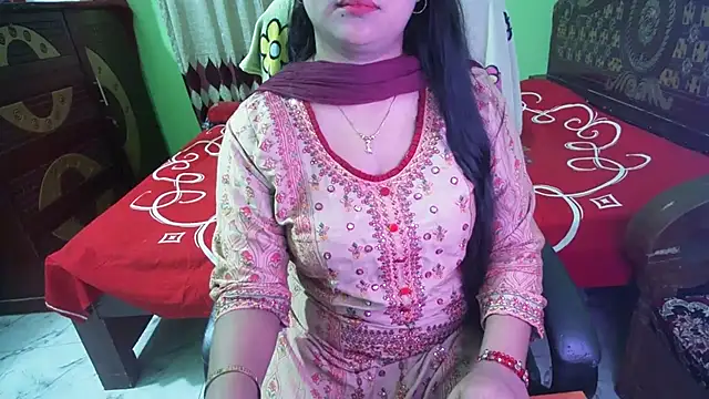 BengaliQueenStar webcam