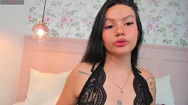 emma_rose29 webcam