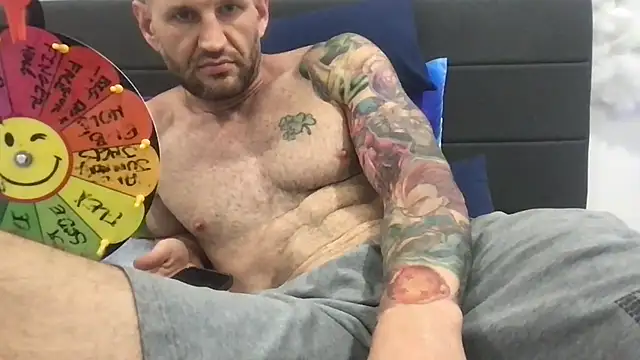 brianomally webcam