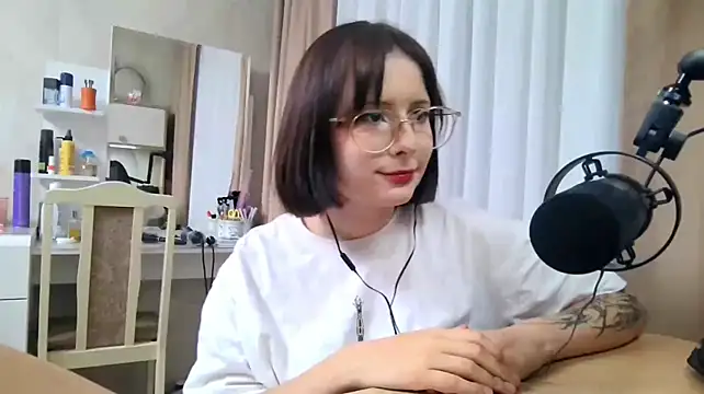 NeomiMckillip