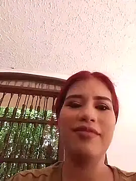 KaseyRosse live cam on StripChat