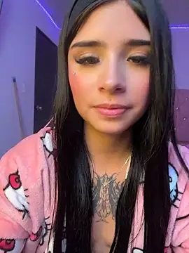 Shalom_pink17 webcam
