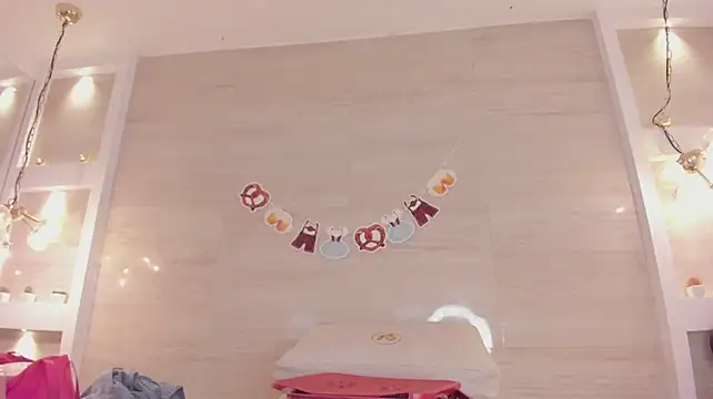 chloe_murray webcam