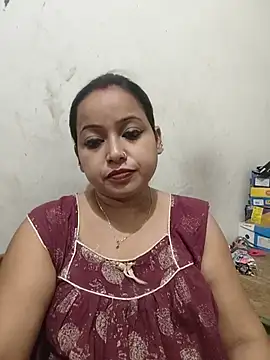 ninadi_hot live cam preview