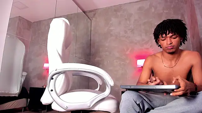 Raymond_steel webcam