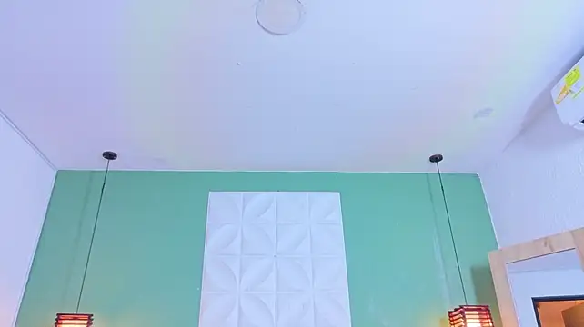 Slutty_hugetits