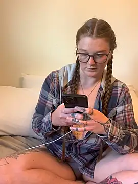 PussiesnCream_ webcam