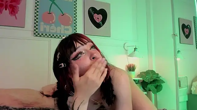 Zoe_Lynch_ webcam