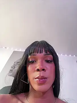 NaomiSteward webcam
